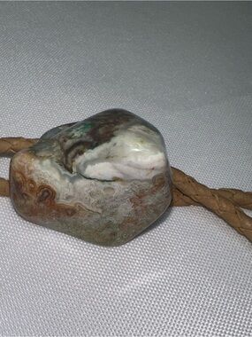 Vintage Polished Crazy Lace Agate Bolo Tie Tan Braided Leatherette Cord Jasper